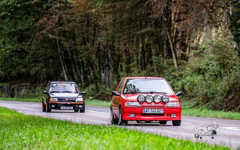 xsi et gti orange.jpg