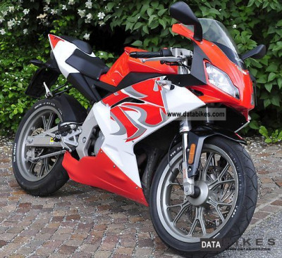 aprilia__rs_50_2010_2_lgw.jpg